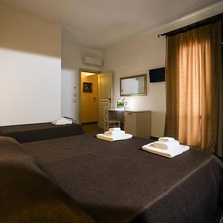 كاستيلوزو Triskell Camere & Relax المظهر الخارجي الصورة